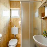 With Parking Space - 24173 Apartman *