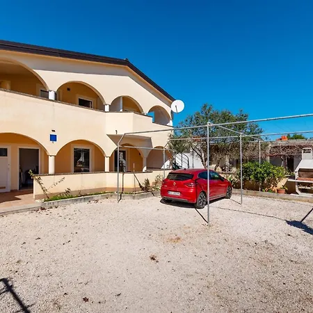 Apartmán With Parking Space - 24173 *