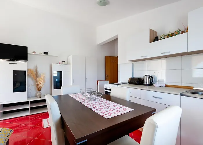 Apartmán With Parking Space - 24173 *