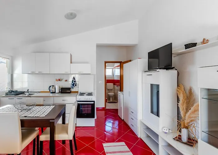 Apartmán With Parking Space - 24173 *