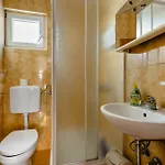 Appartamento With Parking Space - 24173 Vir
